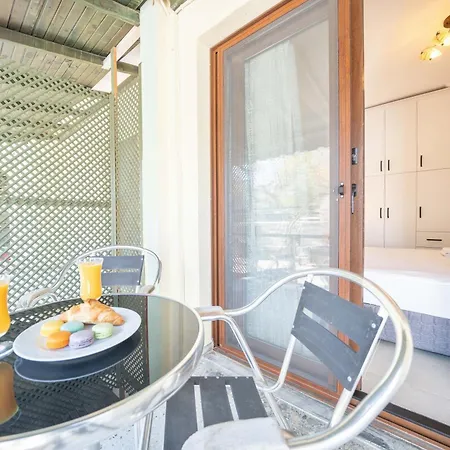 מלון Dedeminn Garden