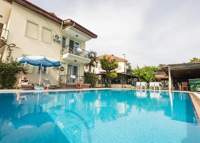 Hotel Dedeminn Garden 4*