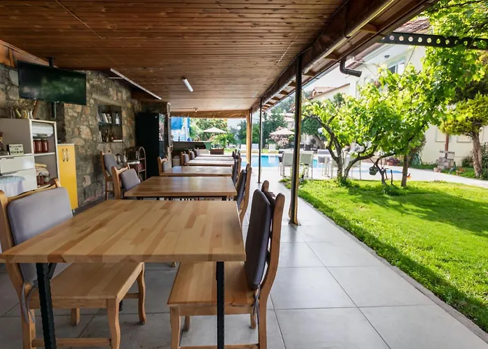 Dedeminn Garden 4* Гёчек