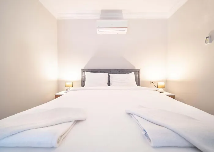 Hotel Dedeminn Garden