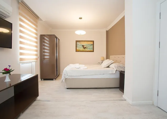 Dedeminn Garden Hotel