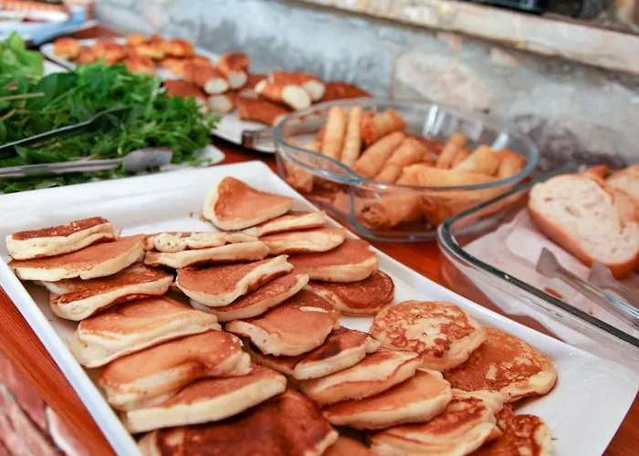 Dedeminn Garden Hotel