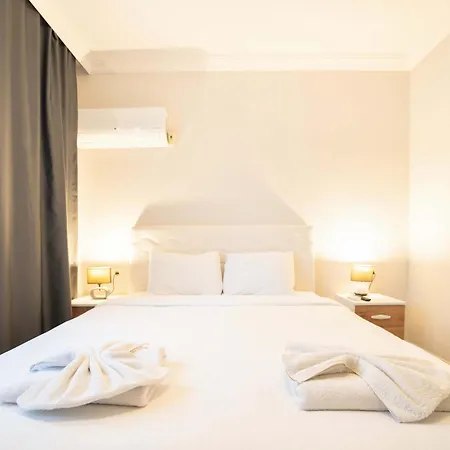 Dedeminn Garden Hotel 2*