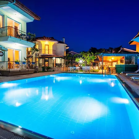 Dedeminn Garden Hotel 2*
