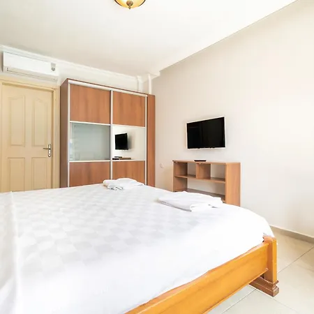 Dedeminn Garden Hotel 2*