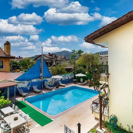 Hotel Dedeminn Garden