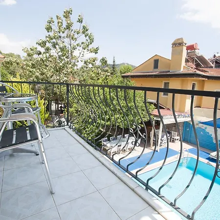 מלון Dedeminn Garden 4*