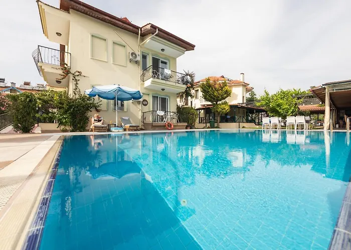 Dedeminn Garden Szálloda 4*